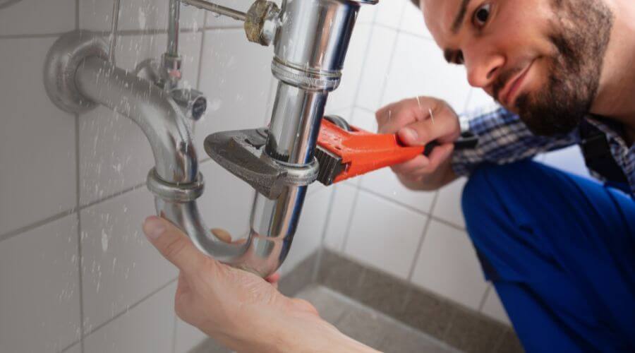 Local annual plumbing maintenance in Grinnell, IA